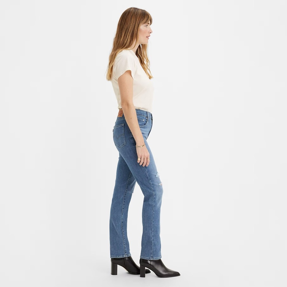 LEVI’S 724 HIGH RISE SLIM STRAIGHT WOMEN'S
JEANS - Picture 2 of 15